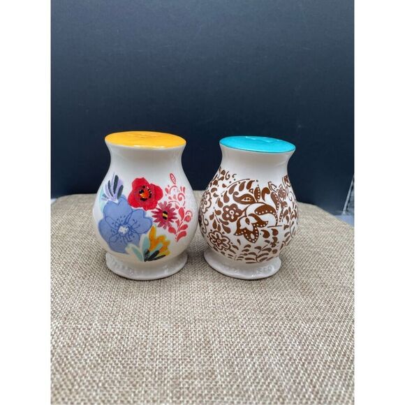 The Pioneer Woman Flea Market Decorated Salt and Pepper Shaker Set - Picture 2 of 8